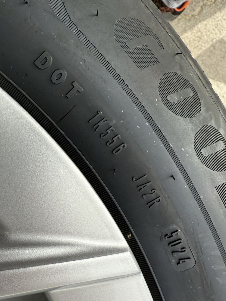 Зимни гуми с джанти 235/60R19 107H XL