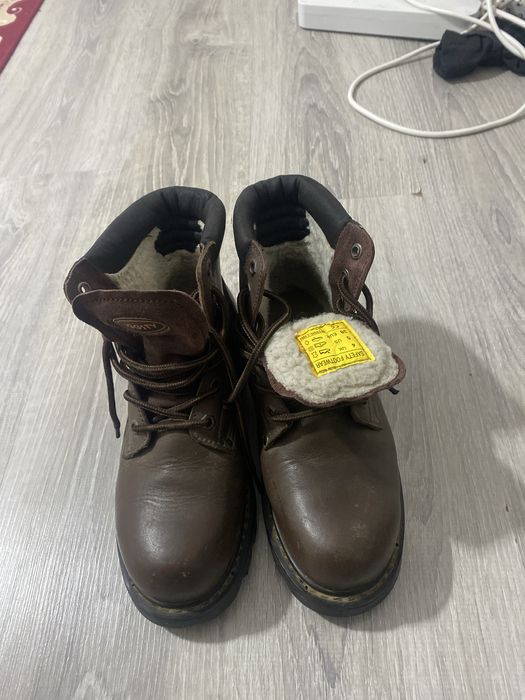 кожный ботинка joosty