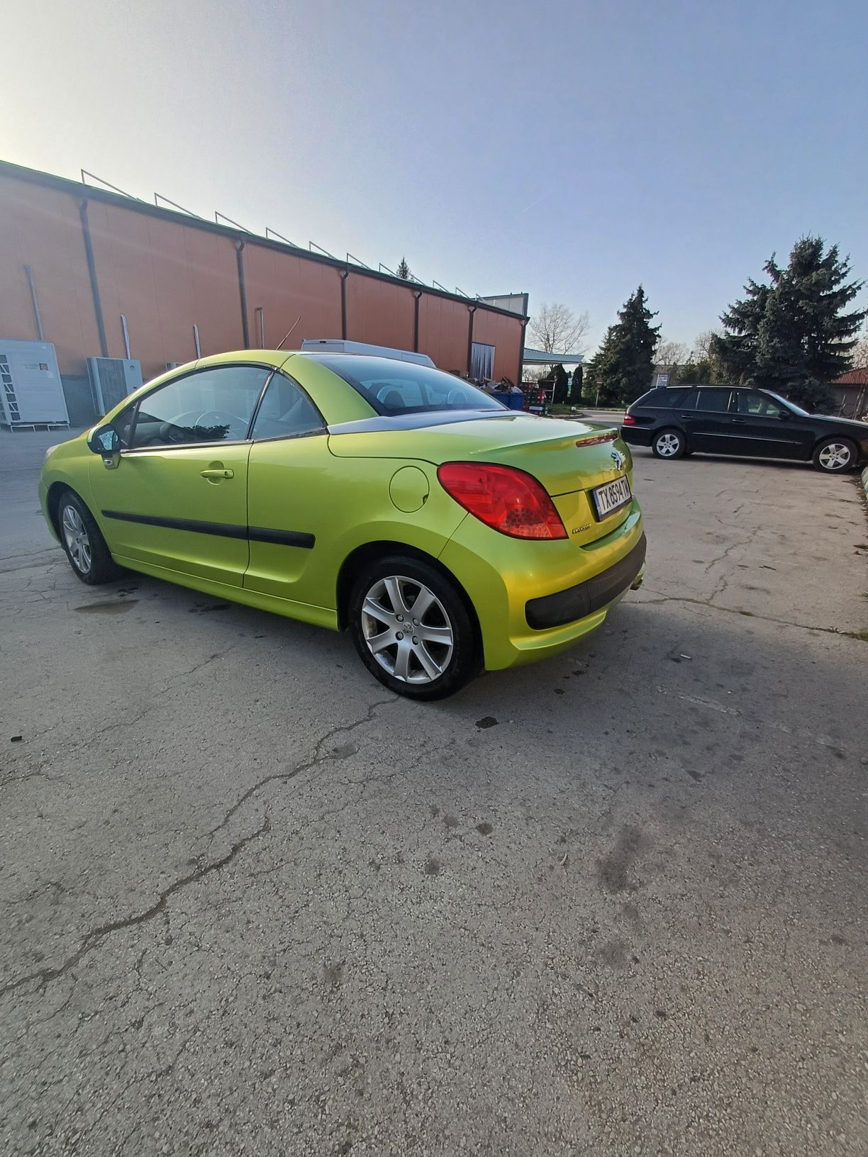 peugeot 207 cc ..