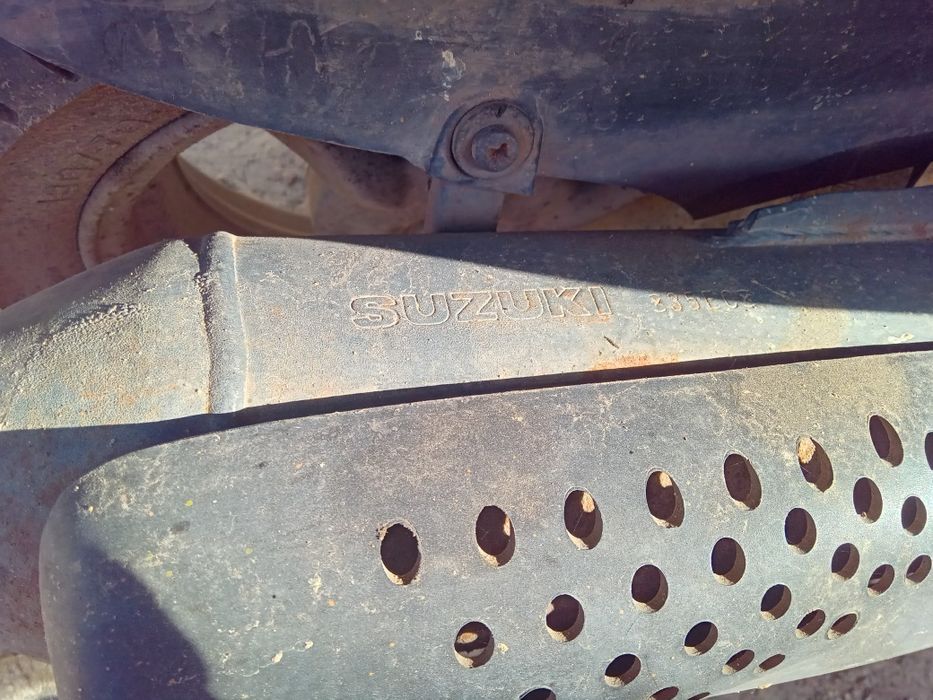 Vand scuter Suzuki
