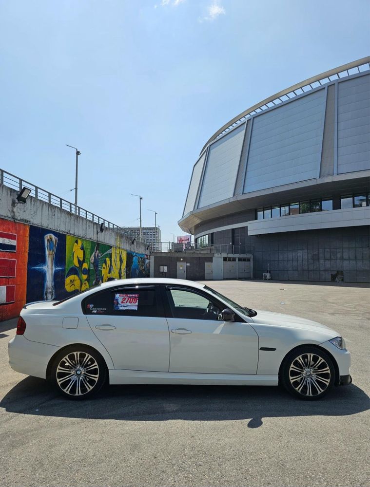 BMW е90 - бял 320d