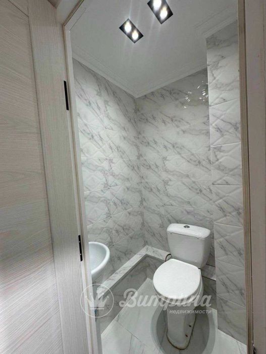 Срочно ролдается 3х комнатная квартира на Паркентском