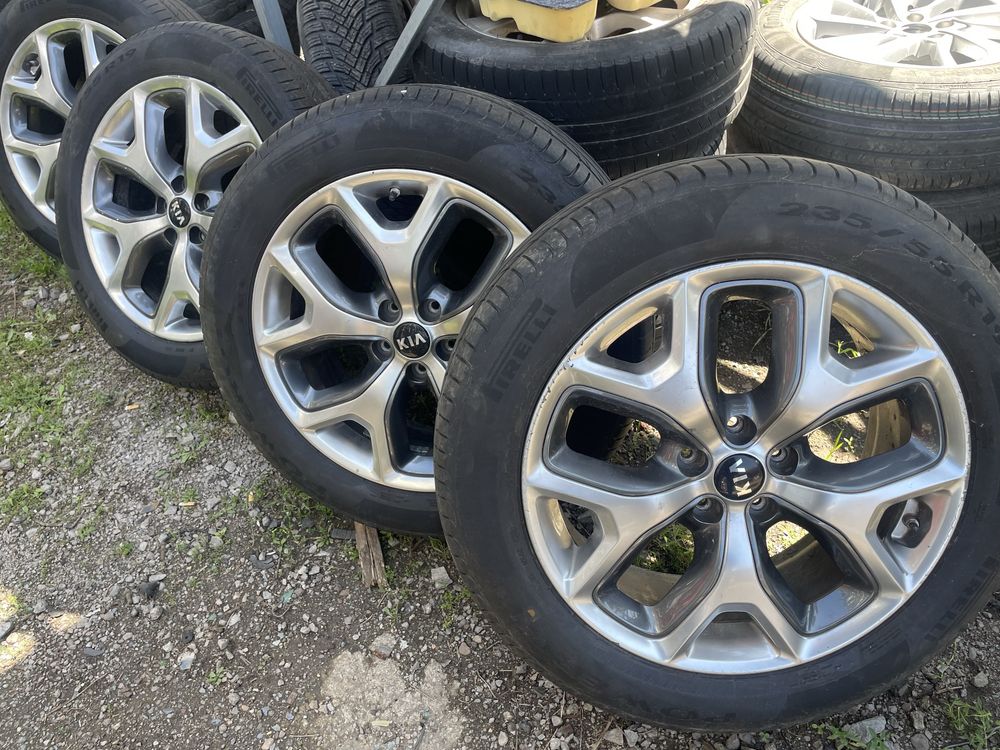 19 цола лети джанти с гуми за KIA Sorento