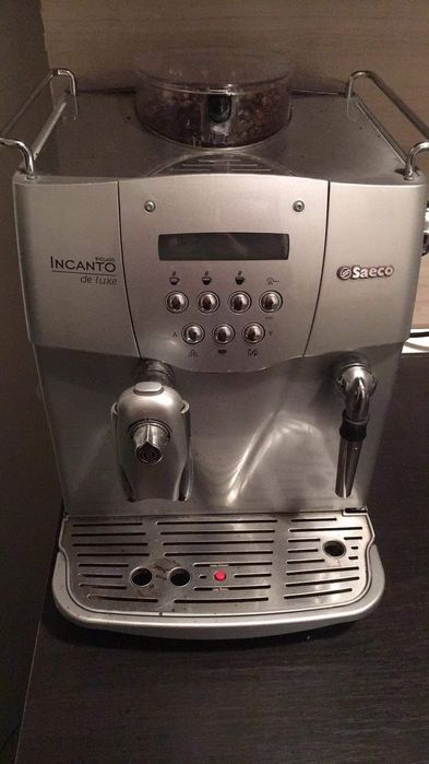 Кафе машина Делонги капучино -ECAM 23460s