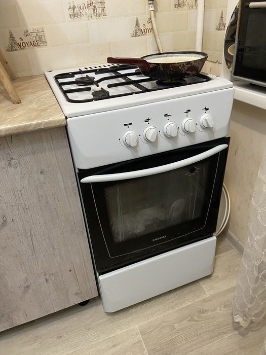 Продам газовая плиту с духовкой в отличном состоянии