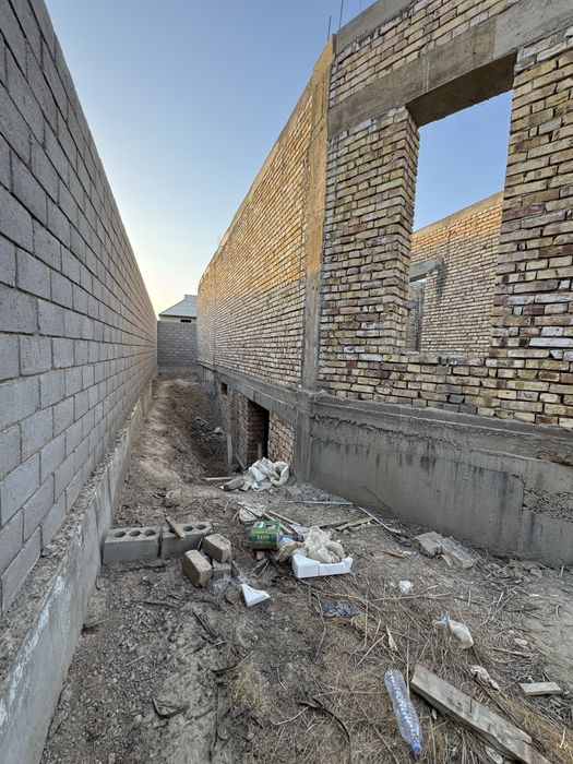 Hovli Sotiladi Qavali Mahhalasi Eriell Baza Oldi