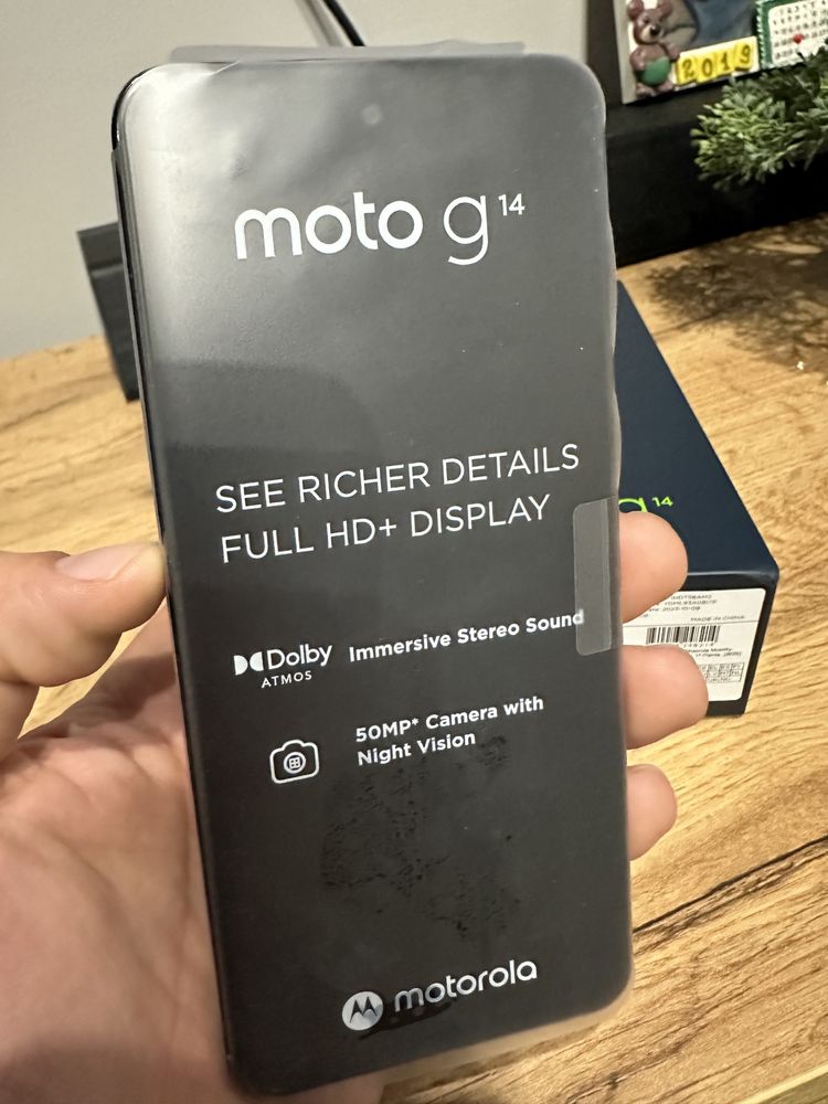 Motorola Moto g14 Чисто Нов !