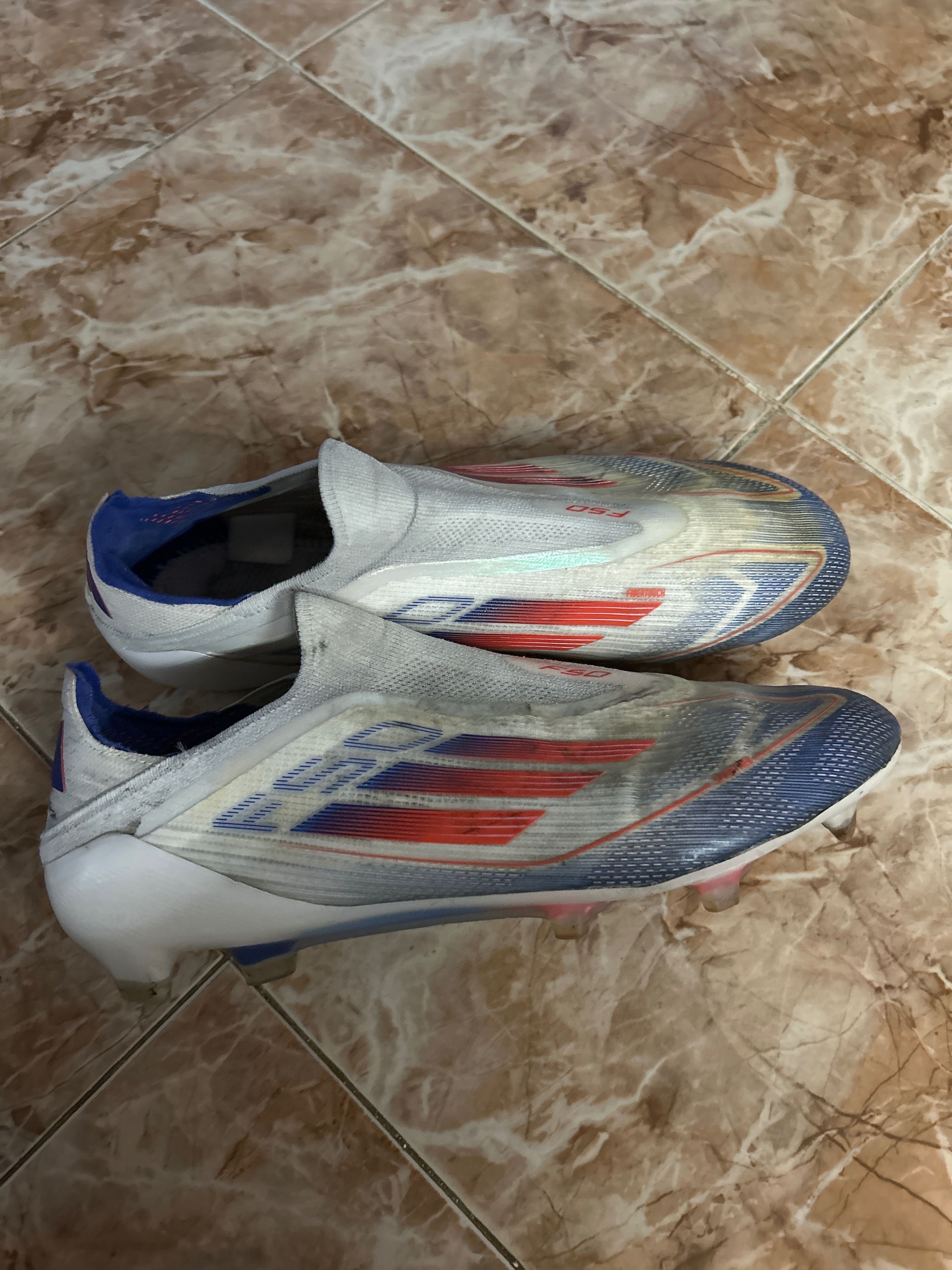 Бутонки първа класа f50
