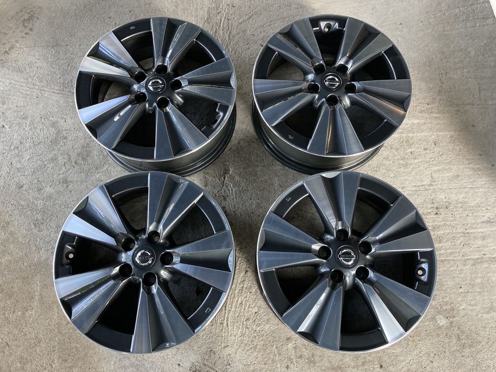 Оригинални джанти Nissan / Нисан 17" 5х114.3