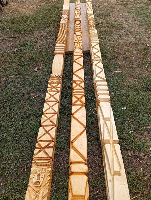 Grinzi sculptate pentru foișoare și terase