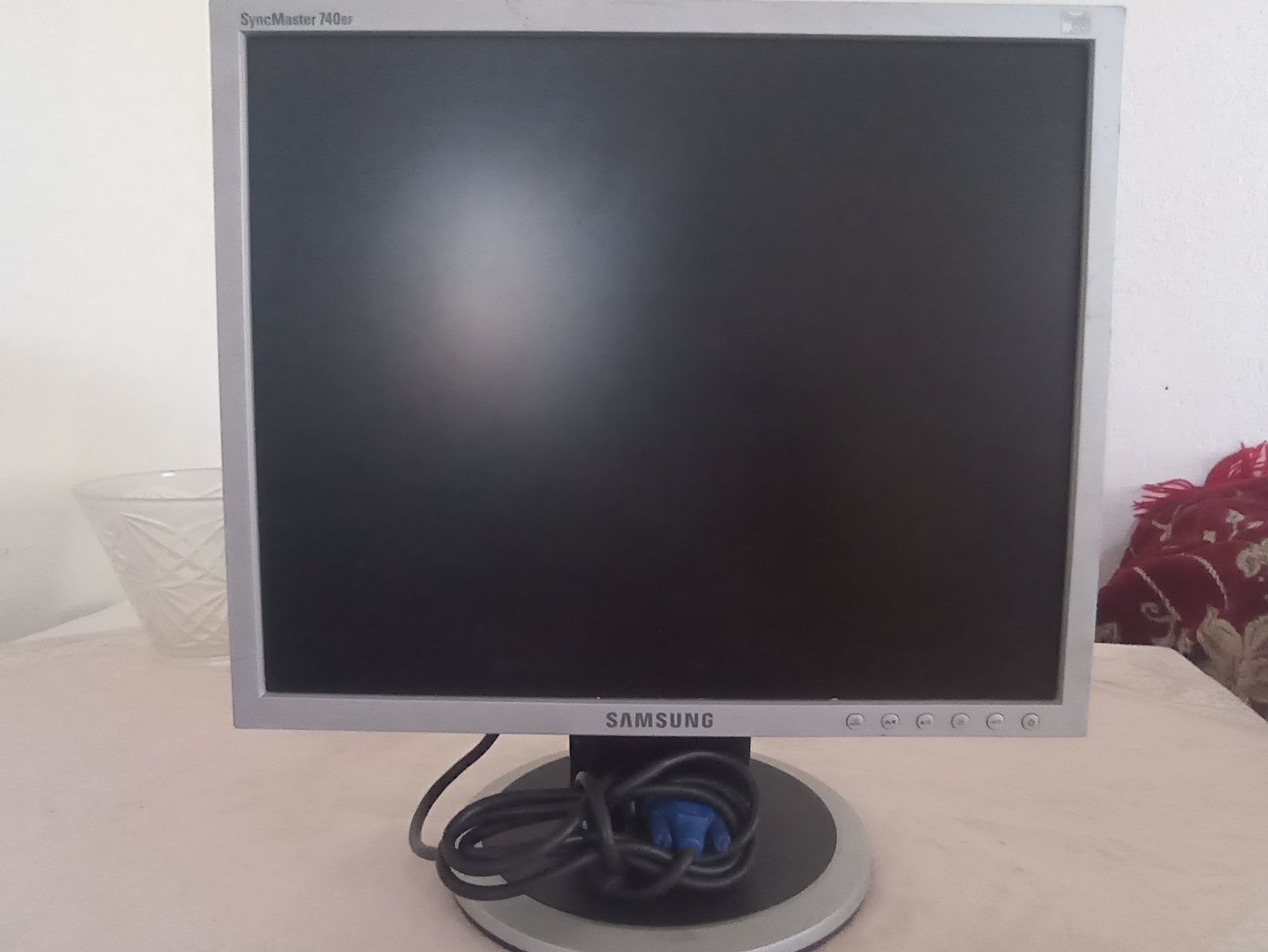 Продаю монитор samsung SyncMaster 740bf