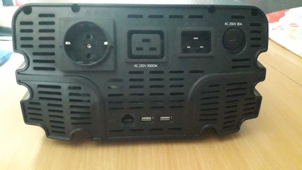 Convertor de tensiune, AEG Automotive 3000 W, 12 V DC la 230 V AC