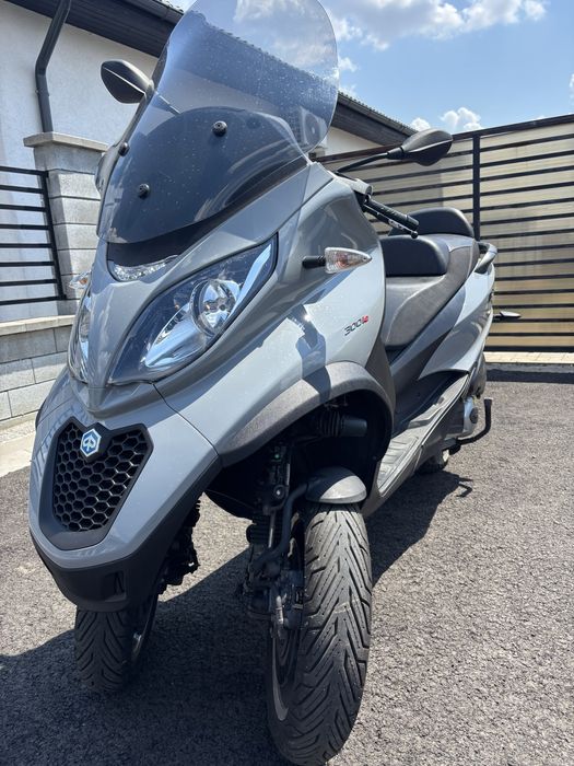 Piaggio MP3 LT 300 cc ,categoria B