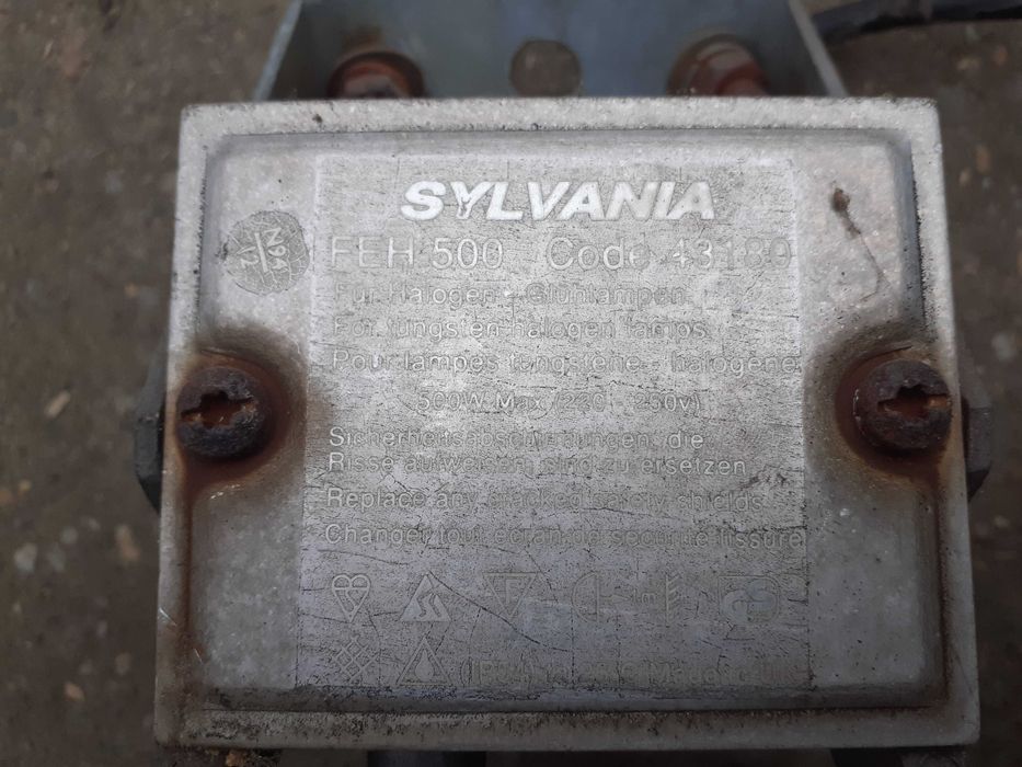 vand set proiectoare pt exterior Sylvania FEH 500