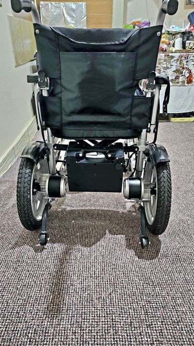 Carut electric pliabil pentru persoane cu dizabilități sau handicap