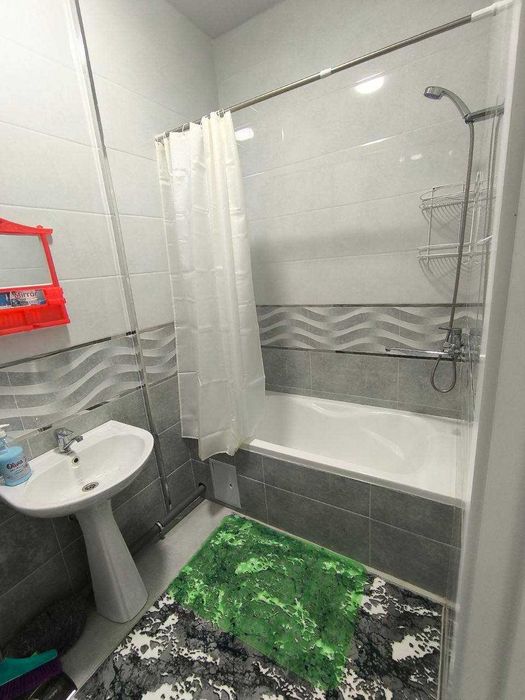 1 хоналик квартира 8 этаж янги лифтлик дом, бухара сити, карвон шоппин