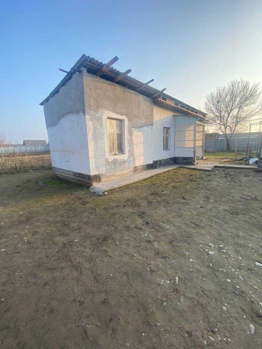 Куйи Чирчикда 20 соток ер майдони сотиляпти.