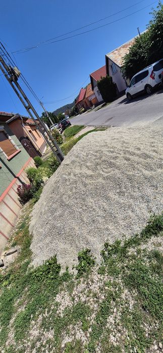 Nisip amestecat cu mărgăritar