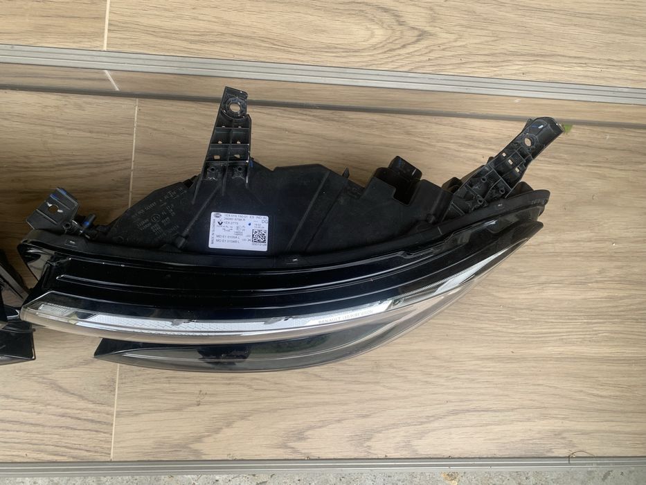 Far Renault Austral full led stanga/dreapta an2023/2024/2025