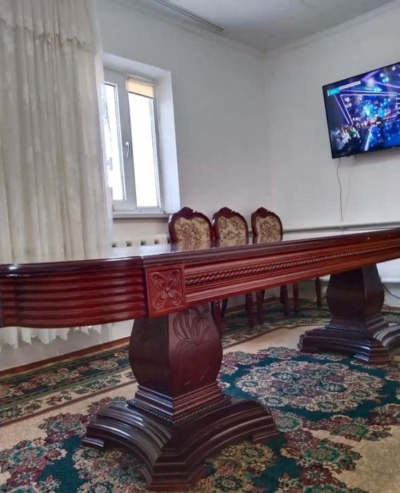 Продам стол из чистого дерева