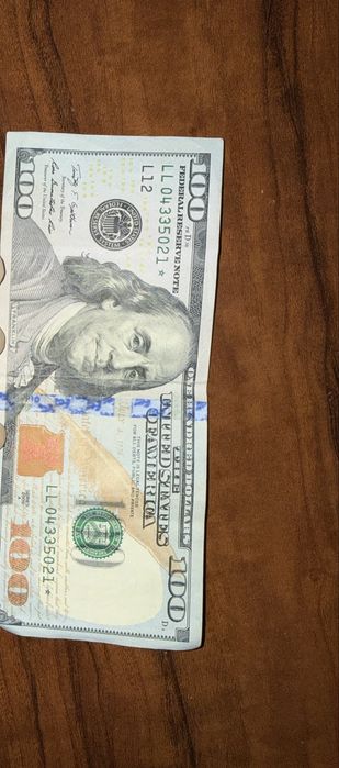 100 доллоровая