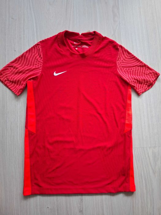 Детски тениски НАЙК / NIKE, 100% Оригинални, Чисто Нови, рамер L, XL