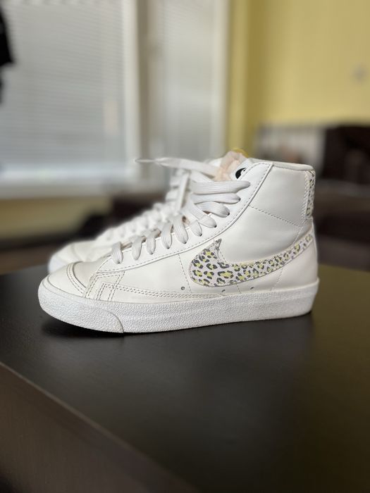 Nike Blazer Mid '77 SE Lemon Leopard