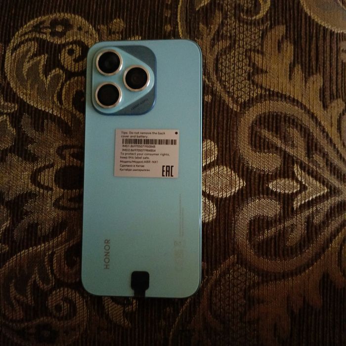 Honor 400lite сотилади.