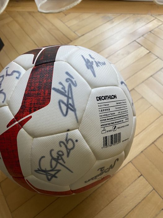 Minge semnata de majoritatea jucatorilor din liga a 3 a ai Rapidului