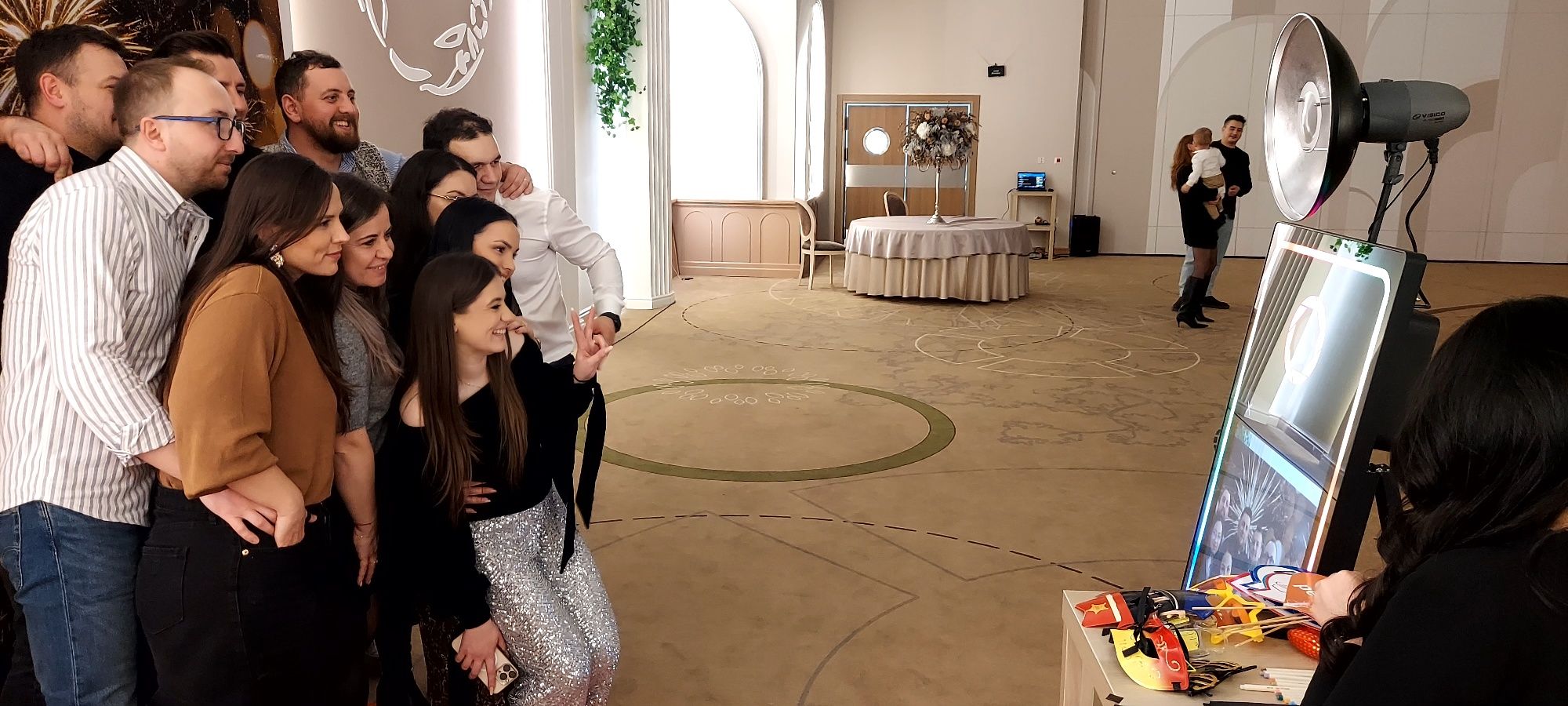 Cabina foto/ Oglinda magica (magic mirror)/360 Video Booth, Platforma