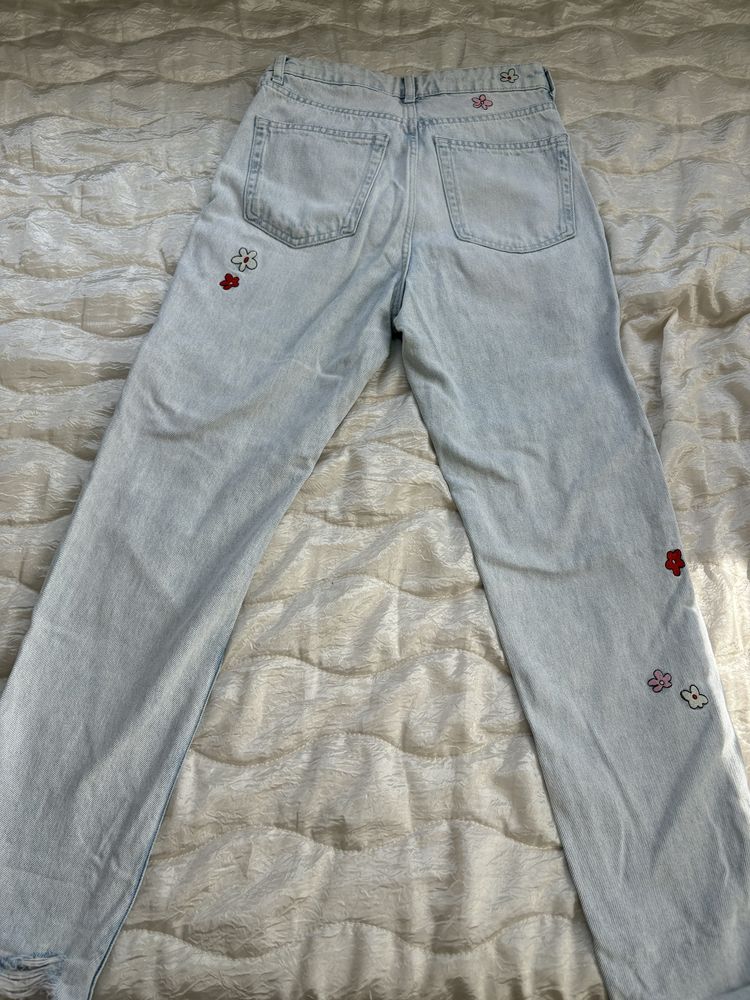Дамски Дънки Bershka