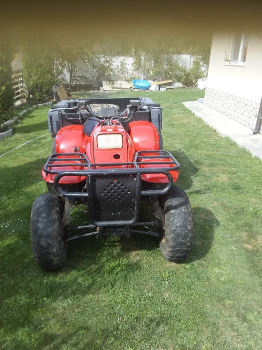 Vând ATV Polaris