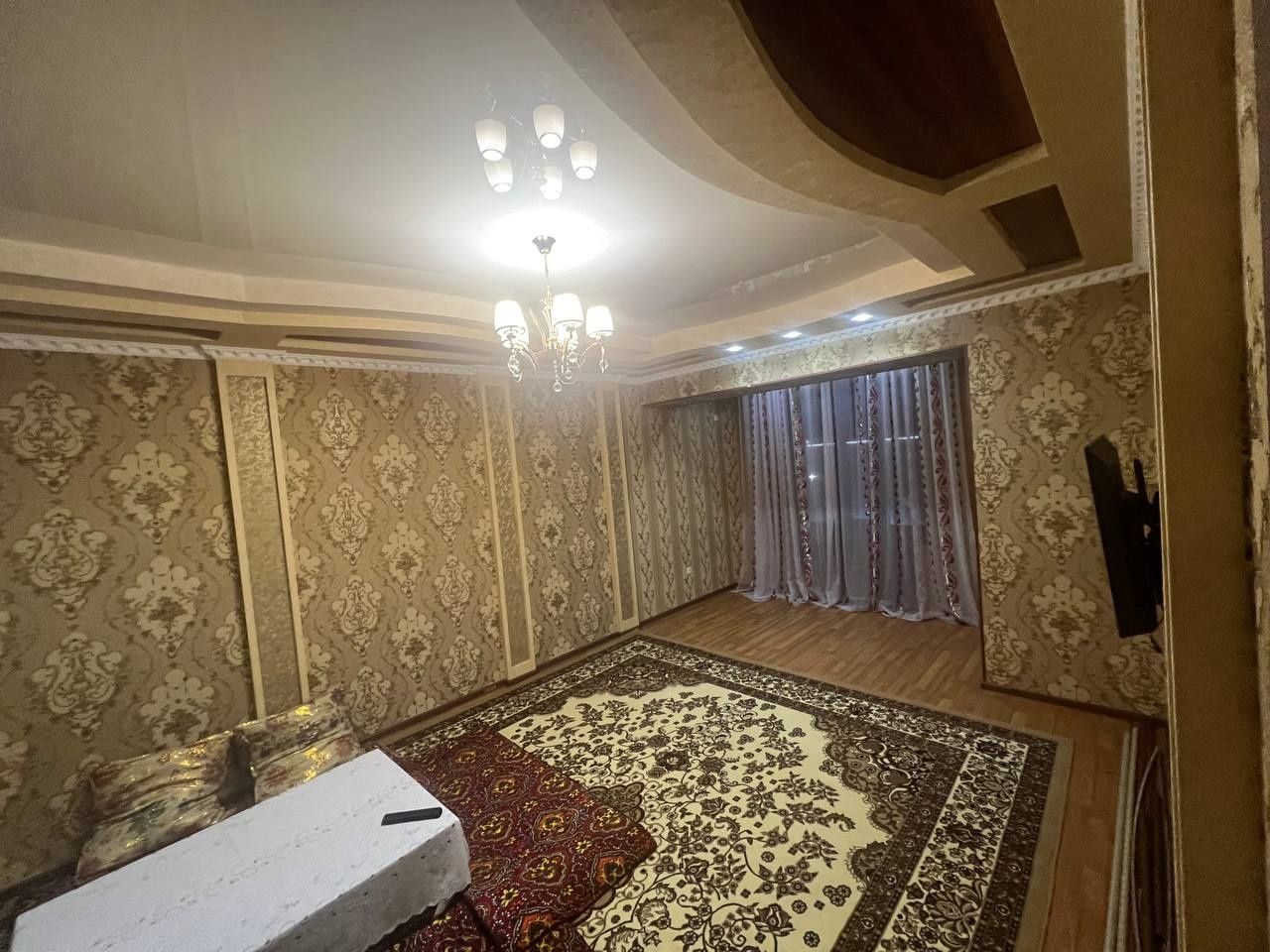 Квартира Сотилади 80кв метр жихозлари билан 2 гиштли 50.000$