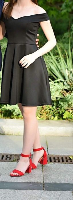 Рокля Laleto, 36 (S) размер, разкроена