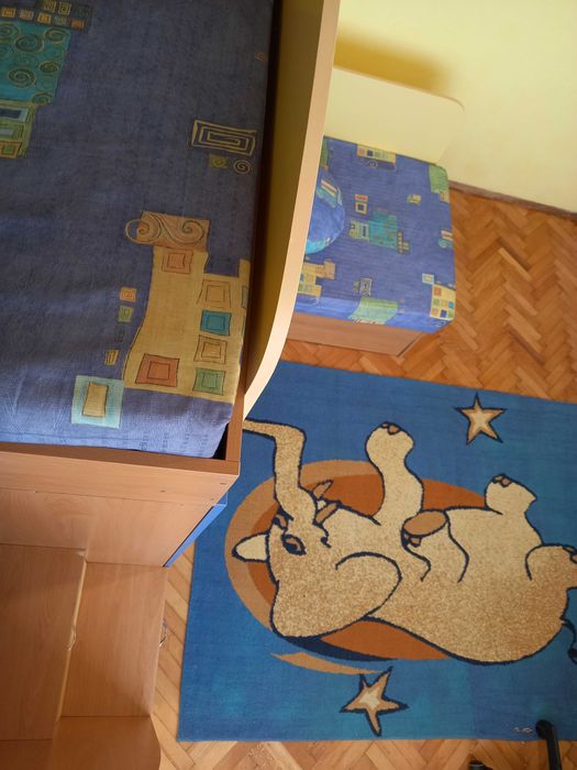 Под наем тристаен обзаведен и оборудван в идеален център на Добрич