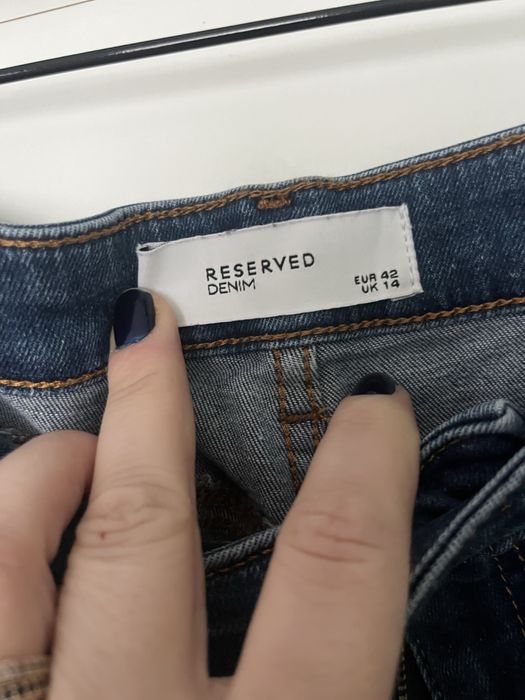 Blugi Reserved nr.42