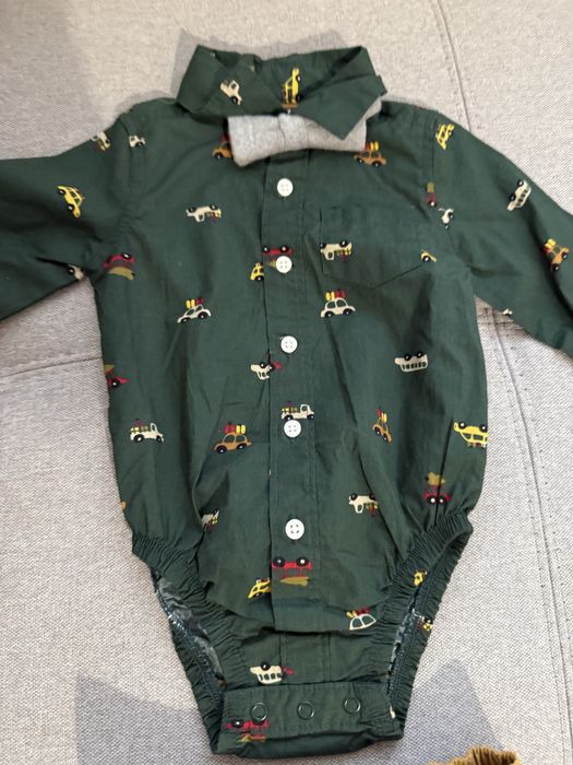 Camasa cu papion si pantaloni crem , noi cu eticheta , marimea 12 luni