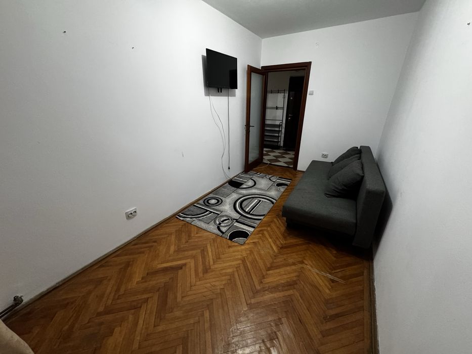 Apartament 3 camere Banca Nationala
