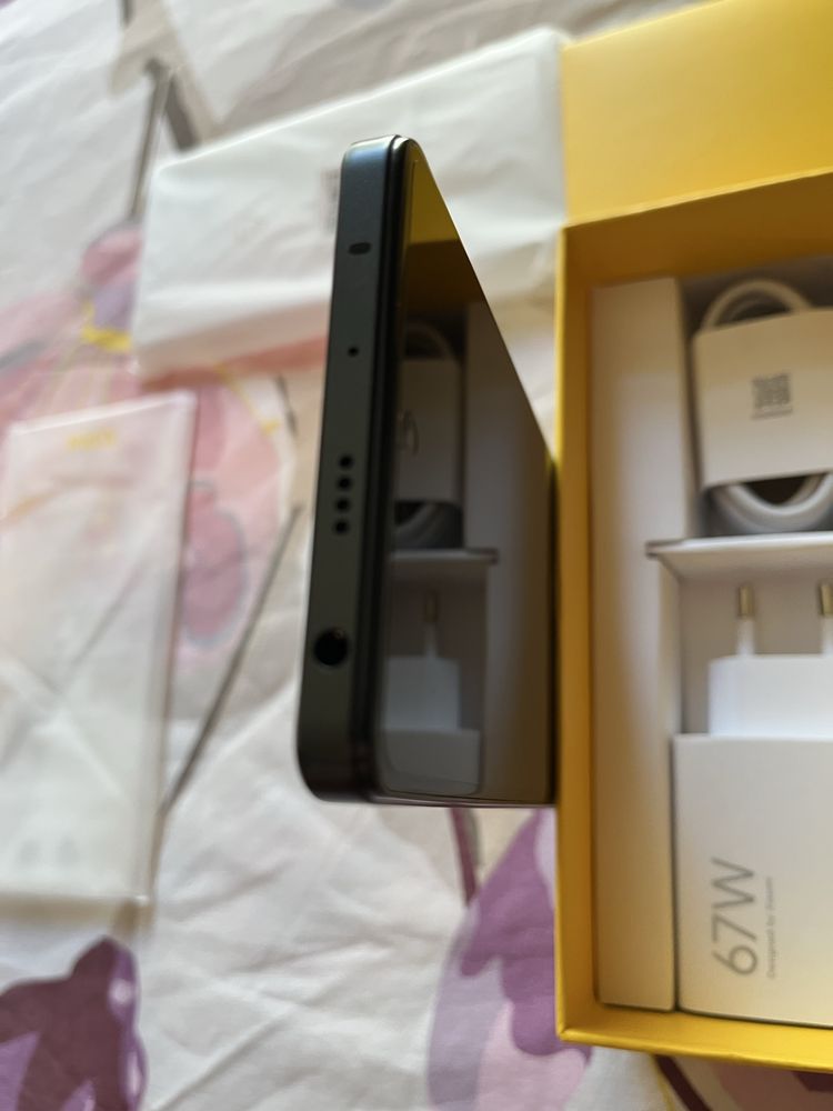 Нов Poco X5 Pro 6/128gb гаранция