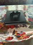 vand ps 4 un tb si toate accesoriile functionale