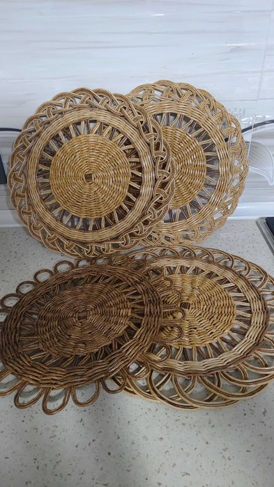 Плетёная подставка сервировочная салфетка