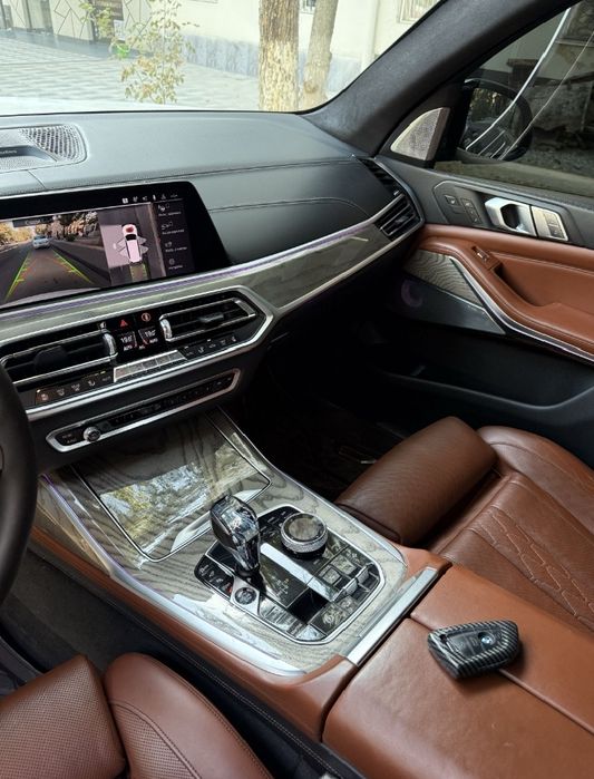 Срочно продается БМВ х7 50i Фул комплектация