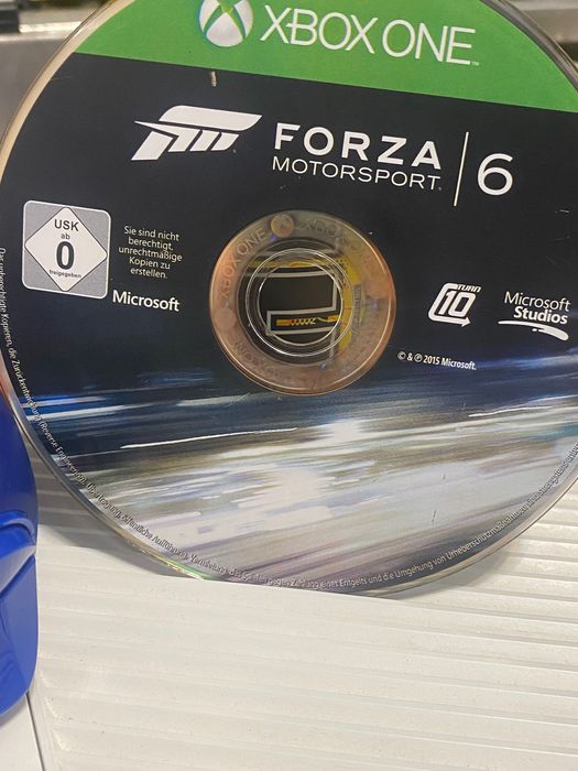 Xbox one включва и игра