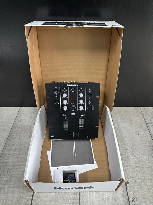 NDP Amanet NON-STOP Calea Vitan Nr. 121 Numark M2 Black (28550)