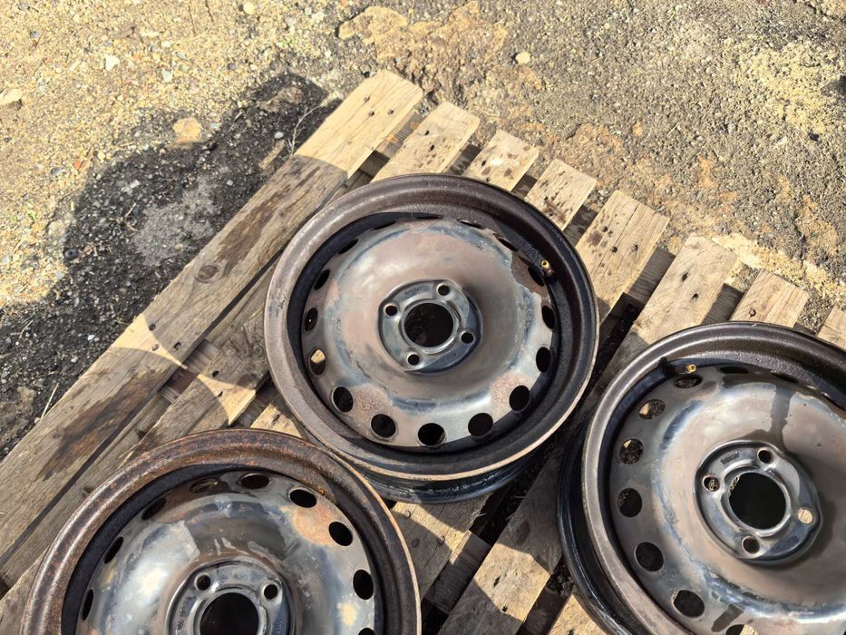 14 цола 4 х 100 мм Рено / Нисан / Дачия - 5,5 Инча / ЕТ 36