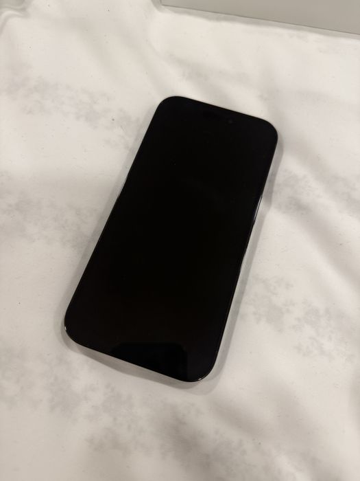 iPhone 14 Pro Space Black 256GB + Suport de birou cu incarcate Magsafe