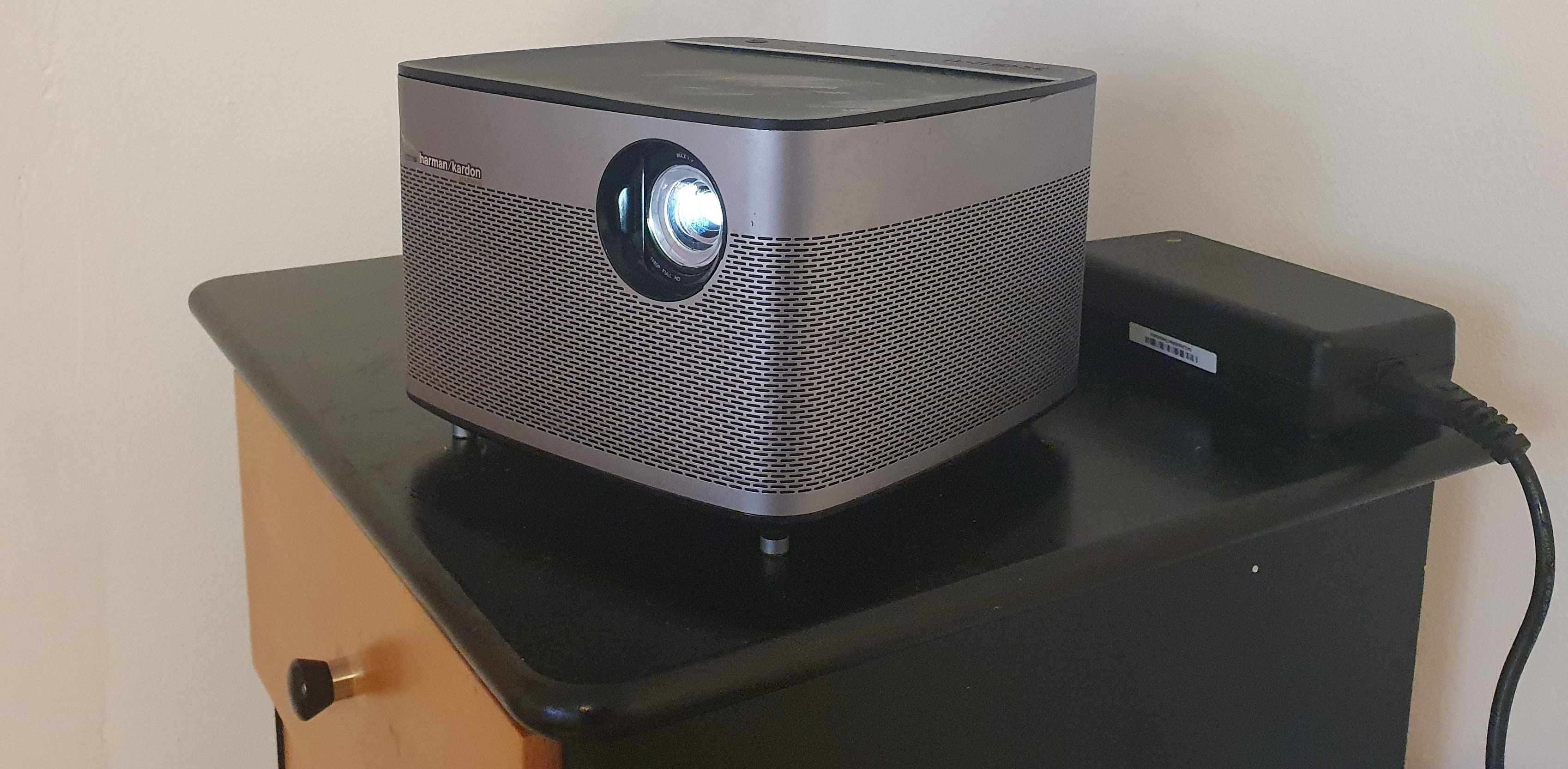 Harman Kardon Xgimi filme proiectie 4K UHD filme concerte muzica