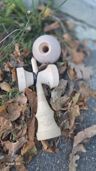 Kendama lotus element x miguel purple kitchen tama