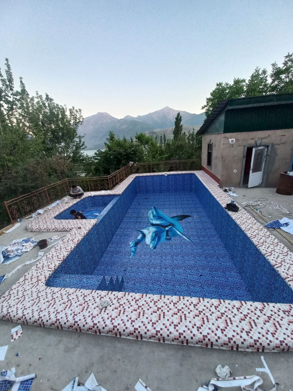 Basseyn uchun baner ustanovka