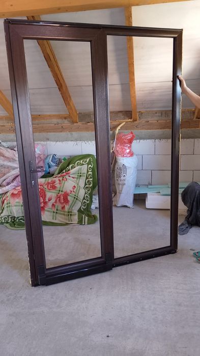 Vând 2 culisante PVC